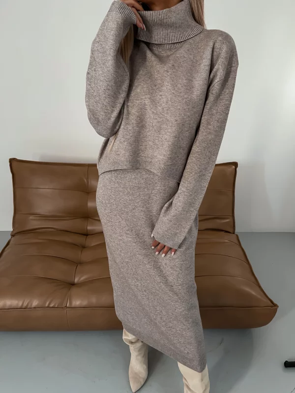 Alba | Ensemble tricoté élégant à col roulé