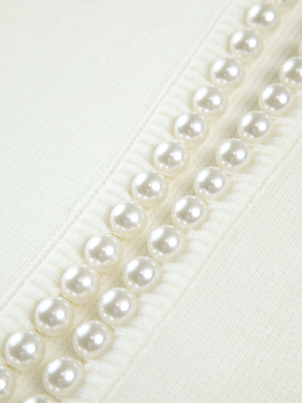 Amaraine I Cardigan élégant orné de perles