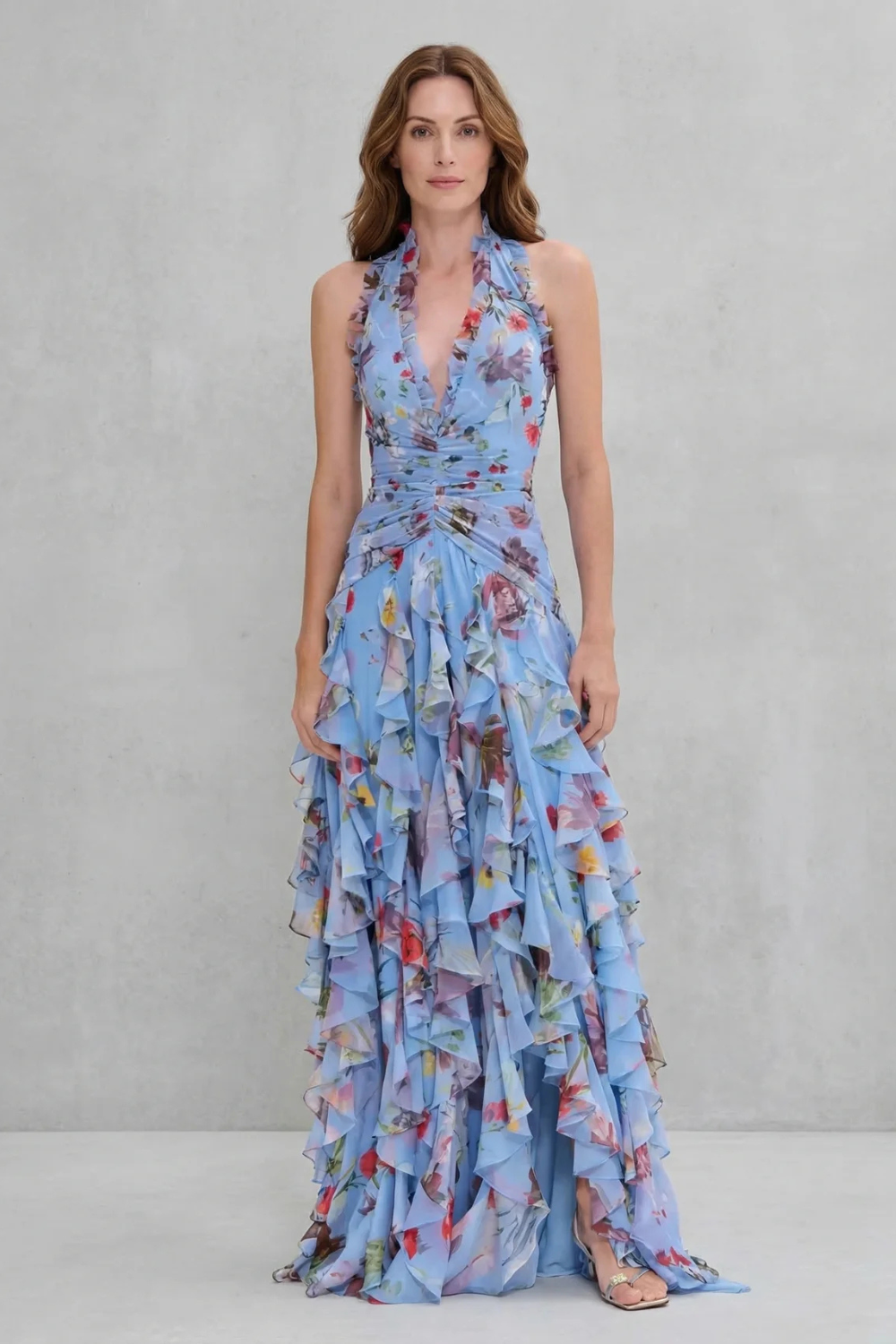 Belladina | Robe longue romantique à cascade de roses avec décolleté américain