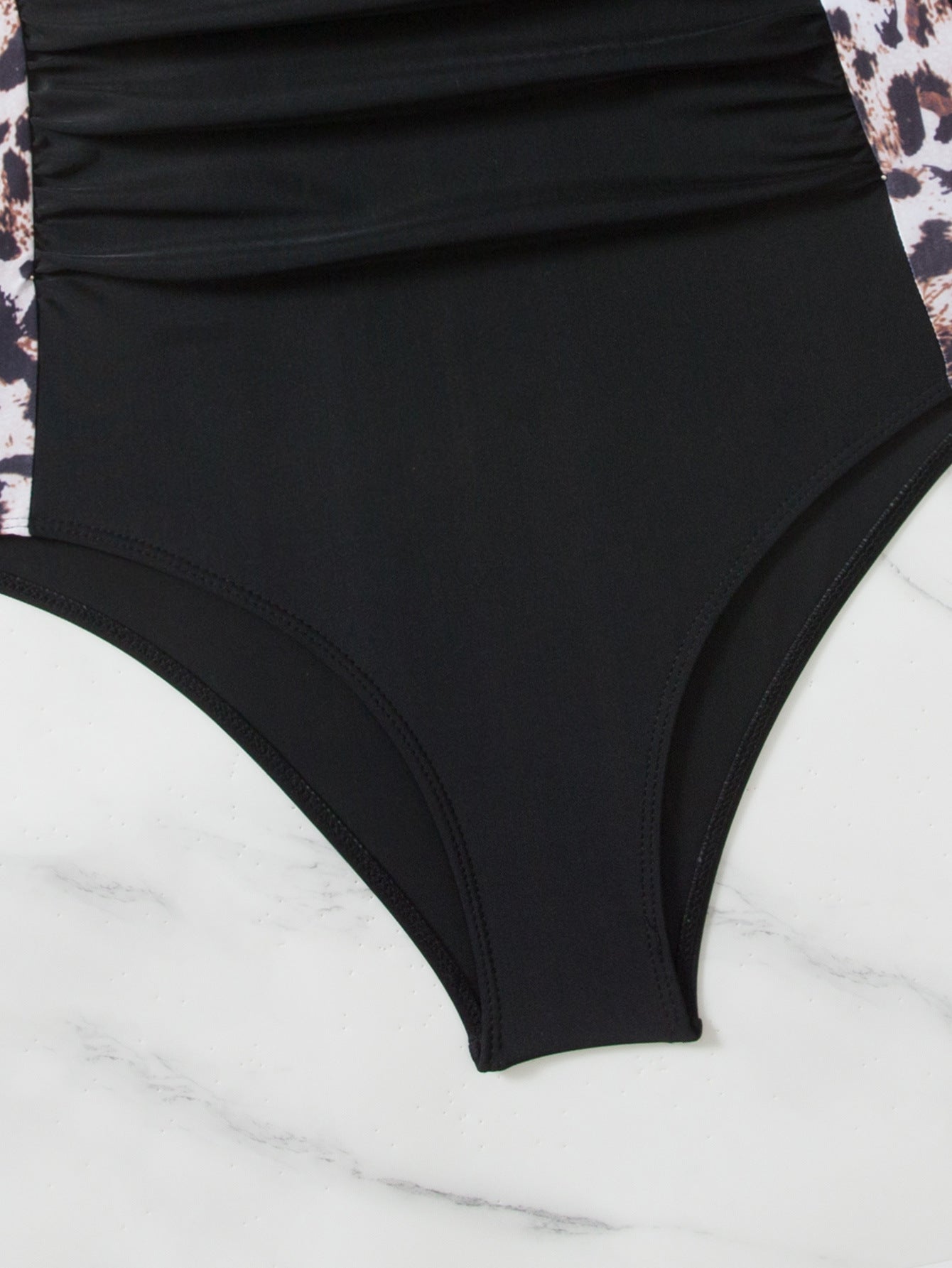 Bianca | Maillot de bain une pièce imprimé léopard