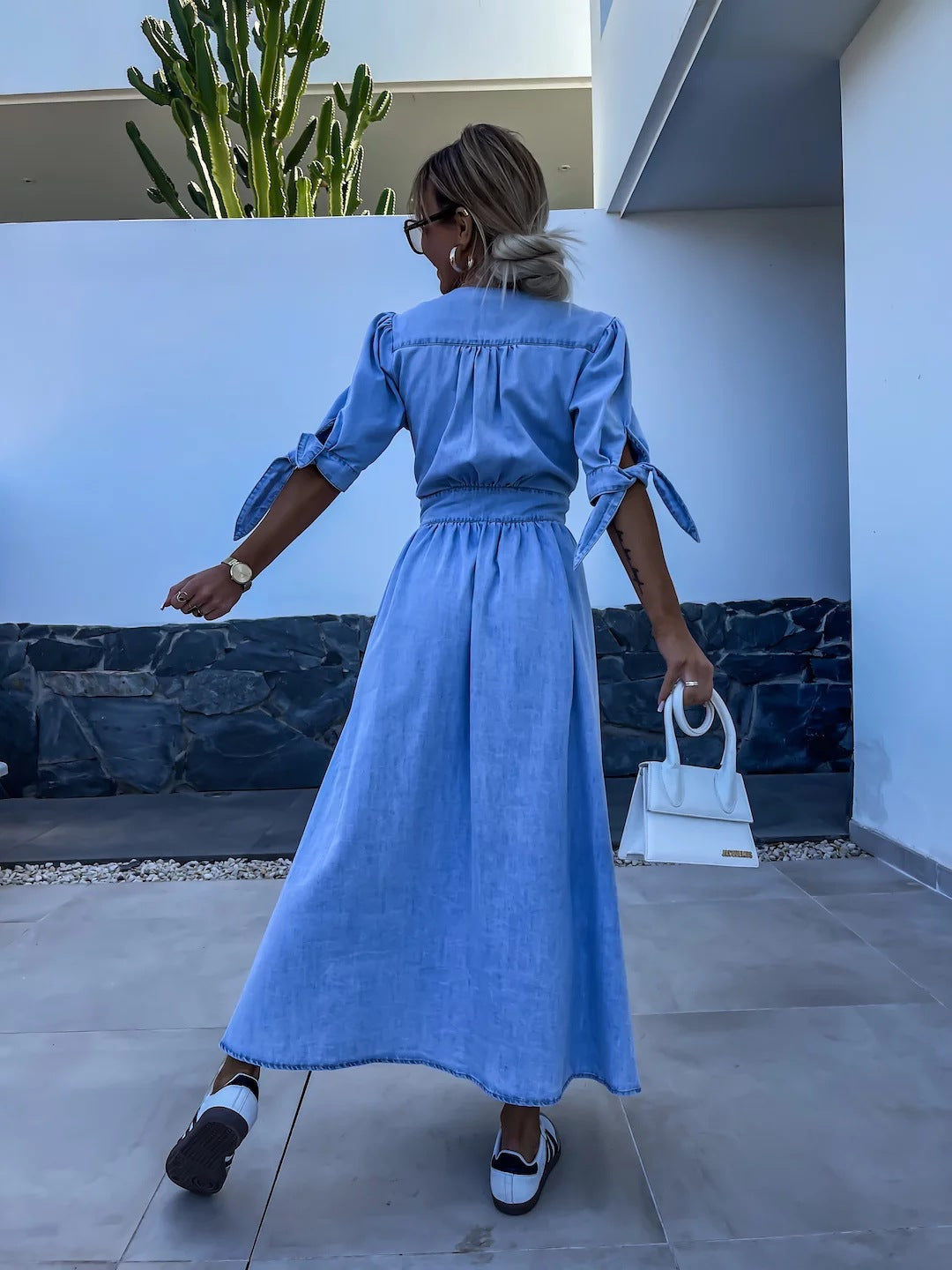 Sarena | Denim look maxi jurk met diepe V-hals