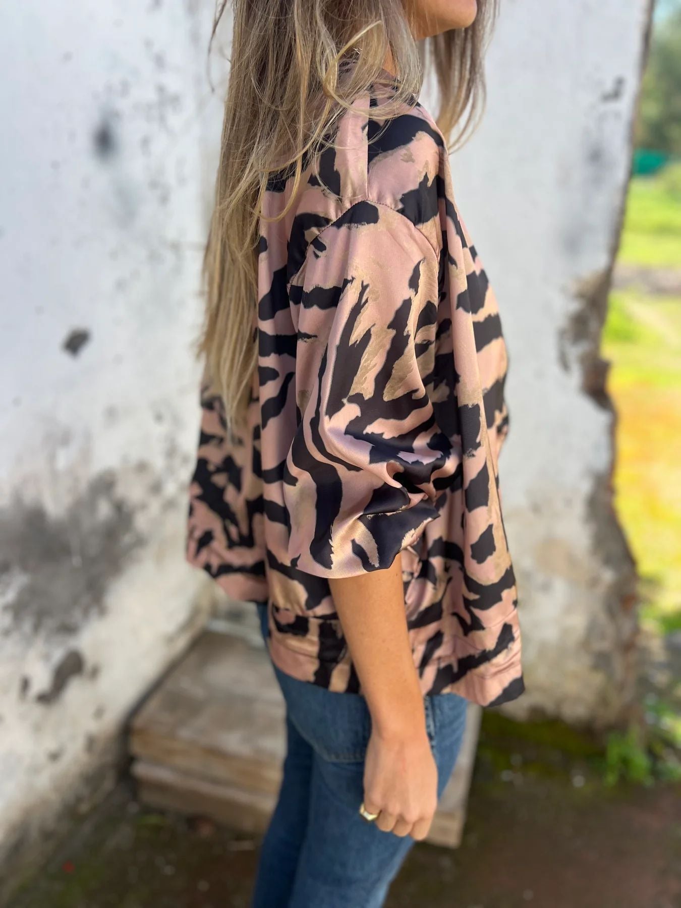 Reva | Trendy bomberjack met zebraprint