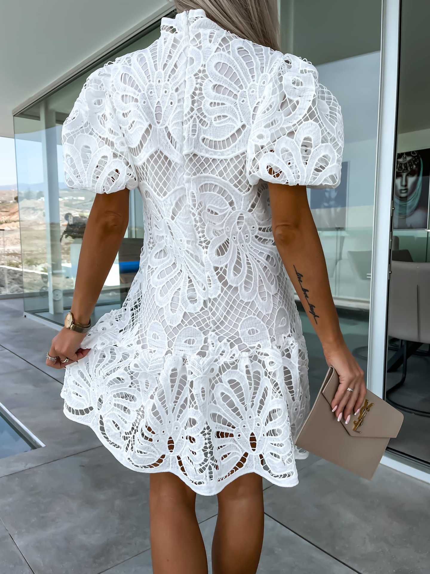 Isaline | Robe courte en dentelle