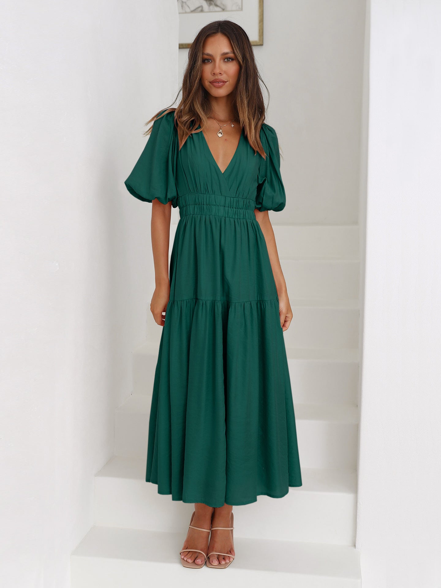 Emilia | Robe à col en V