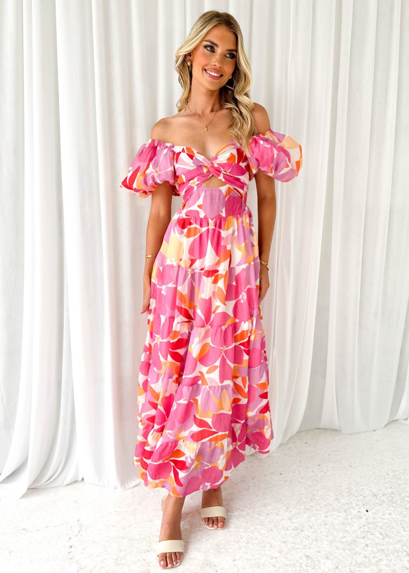 Isla | Maxi-jurk met taillecut-out en print
