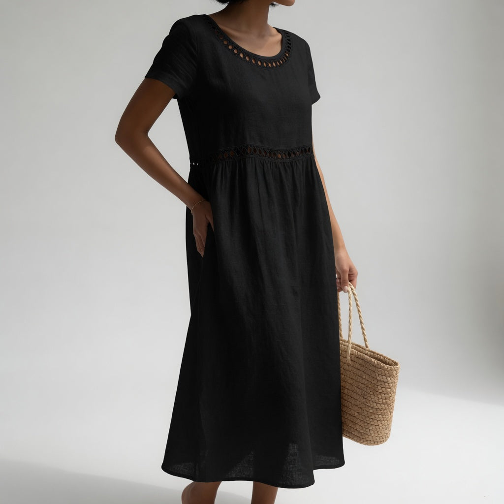 Livia | Robe Fluide à Détails Ajourés