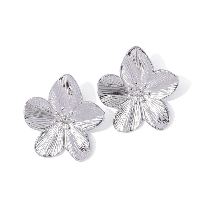 Lexi | Boucles d’oreilles fleuries dorées à l’or fin