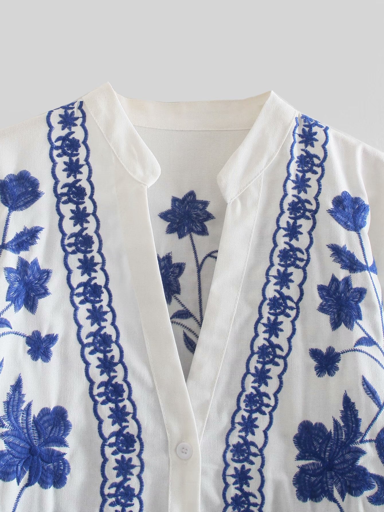 Elena | Blouse met geborduurde bloemen en boho flair