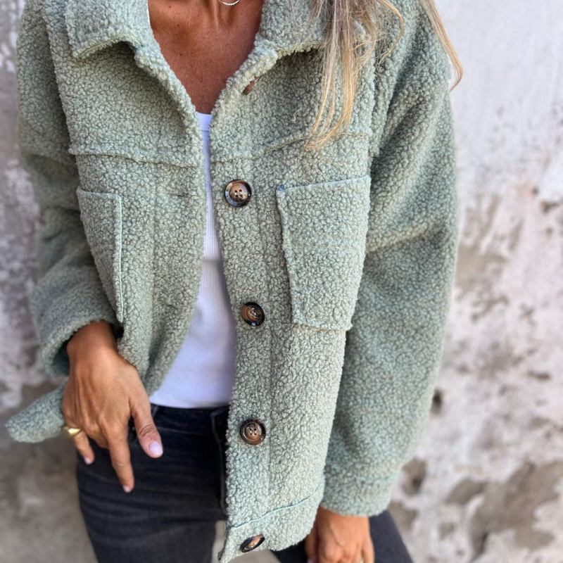 Ariane | Veste en fausse fourrure douce à boutons