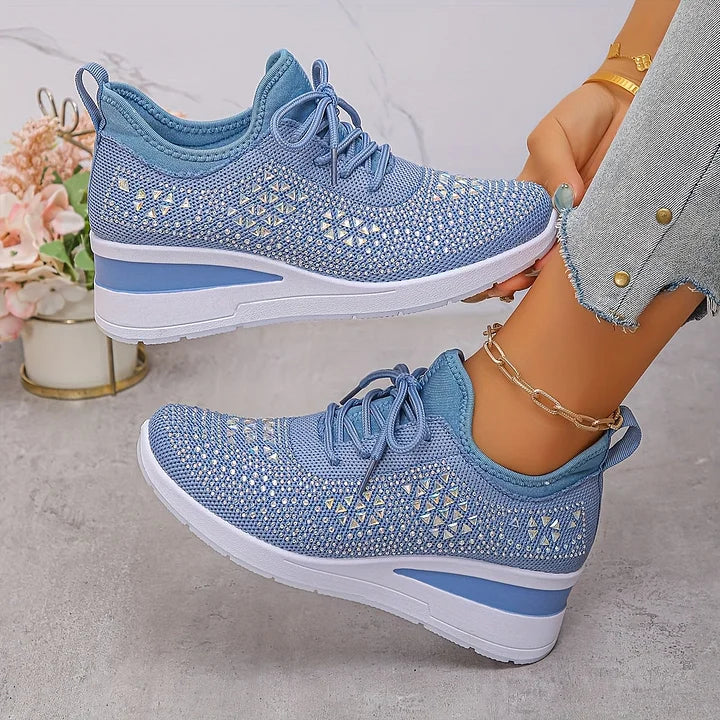 Assina | Sneakers met extra comfort en strassdetails