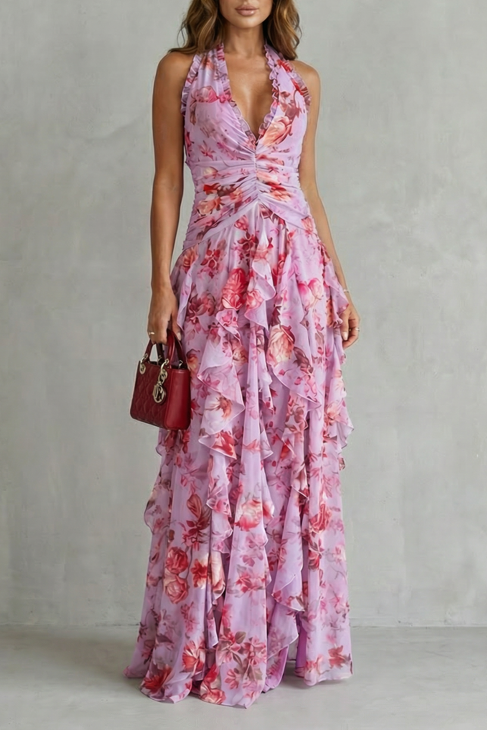 Belladina | Robe longue romantique à cascade de roses avec décolleté américain