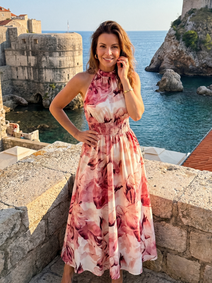 Chloé | Robe Midi Halter Fluide Élégante