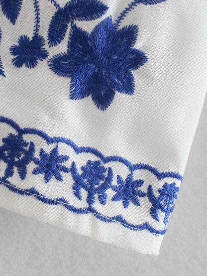 Elena | Blouse met geborduurde bloemen en boho flair