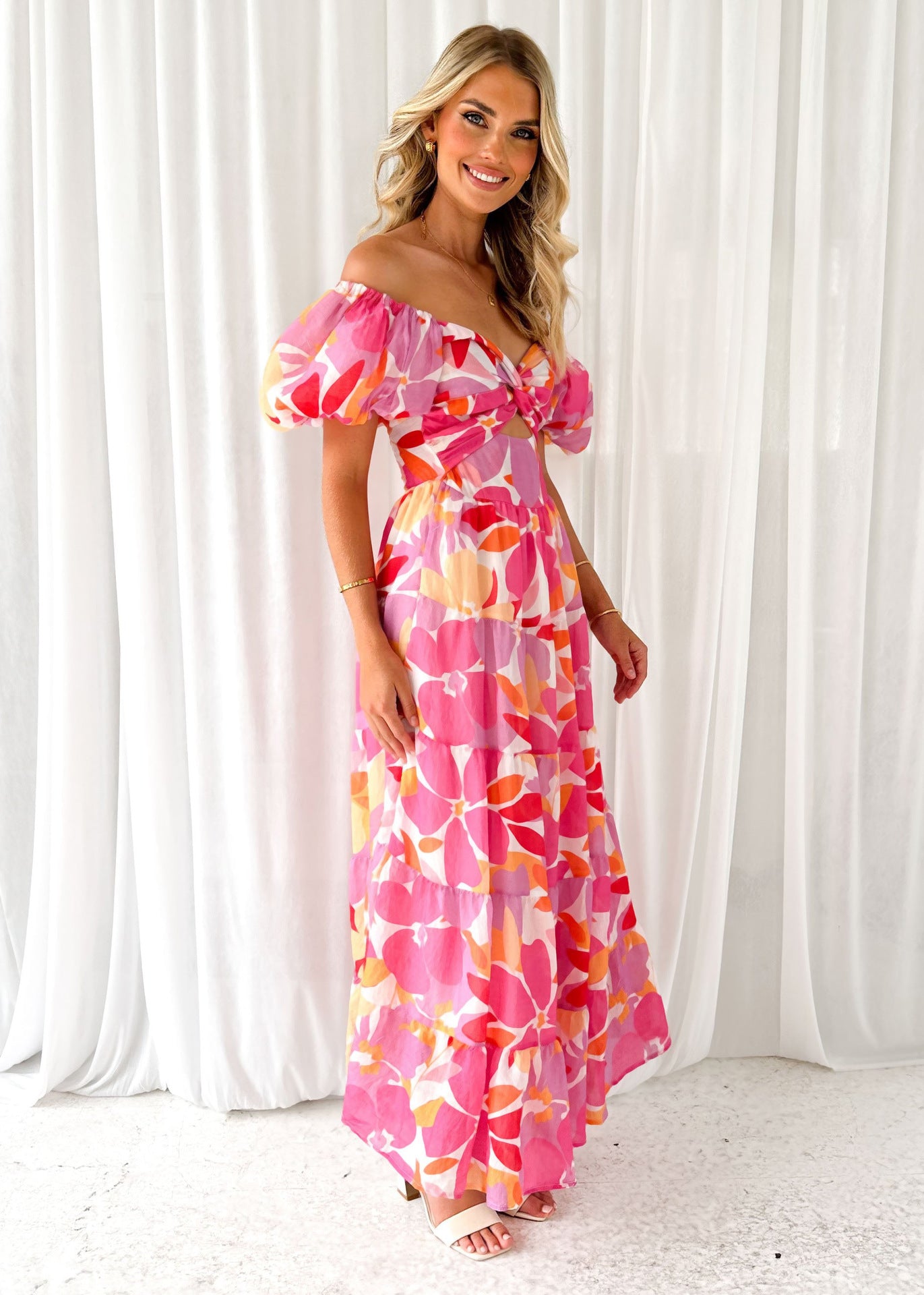 Isla | Maxi-jurk met taillecut-out en print