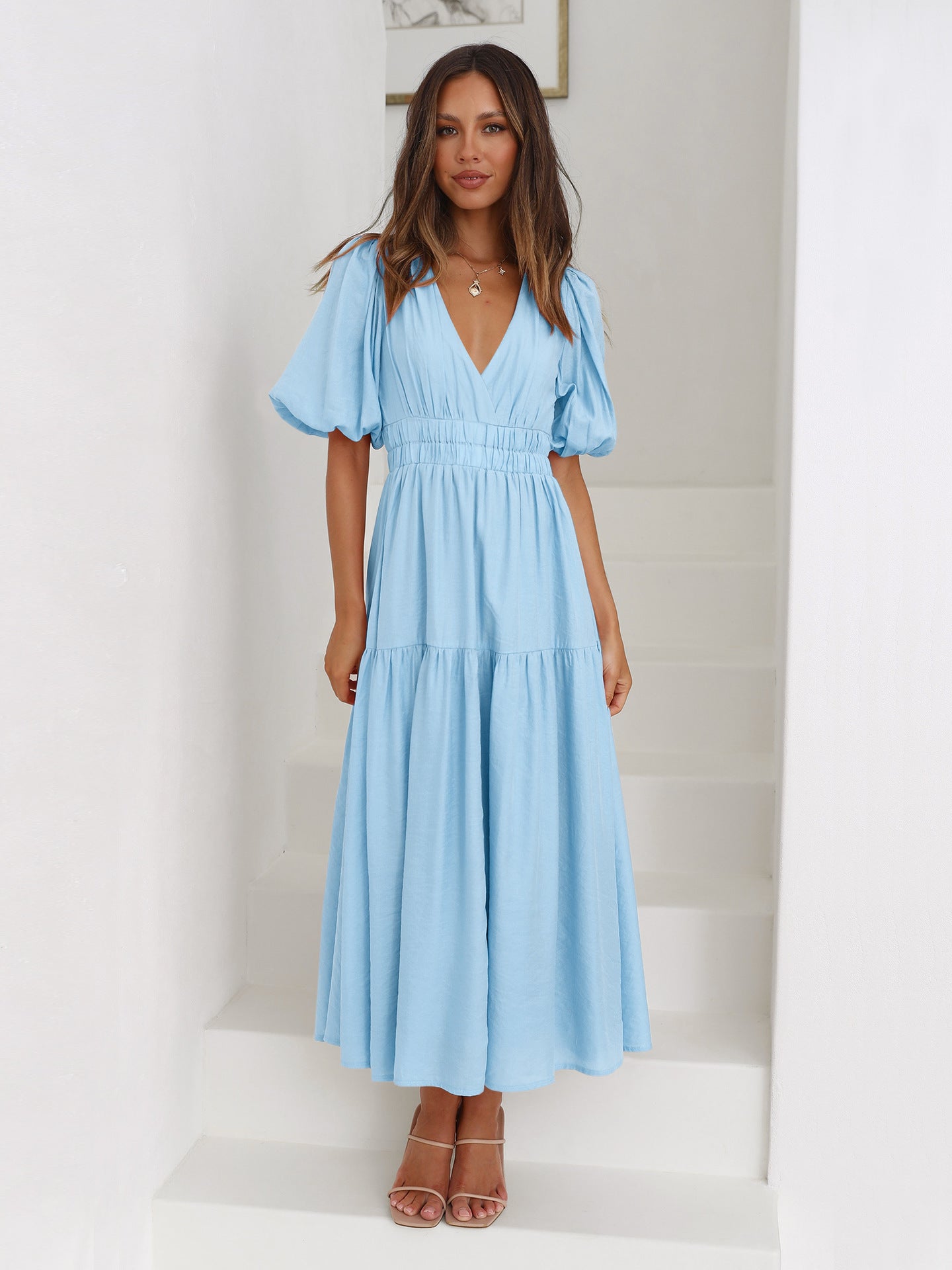 Emilia | Robe à col en V