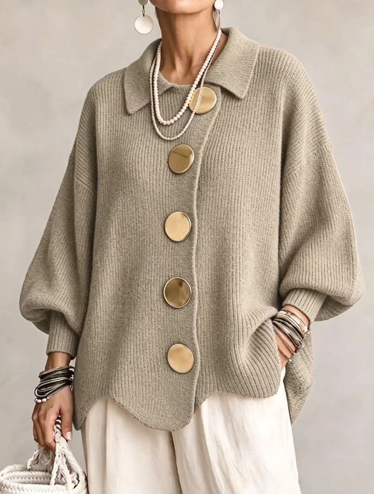 Victoire | Cardigan oversize à gros boutons dorés