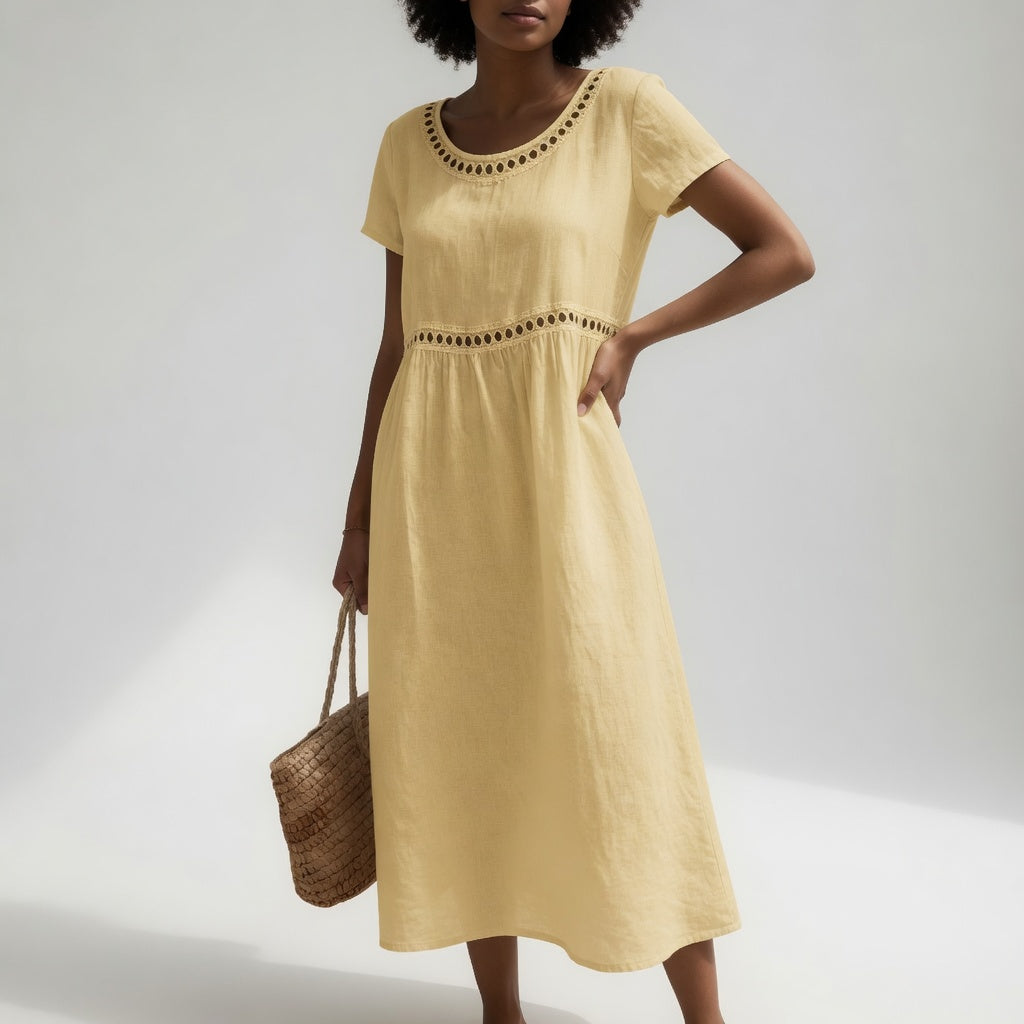 Livia | Robe Fluide à Détails Ajourés
