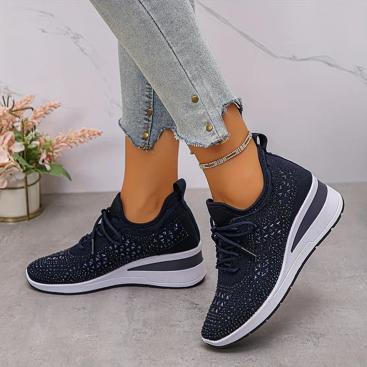 Assina | Sneakers met extra comfort en strassdetails