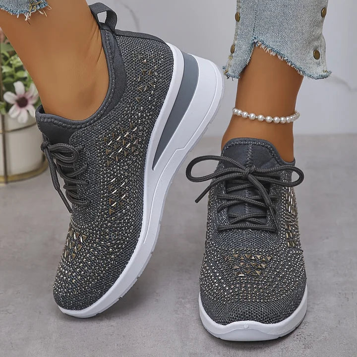 Assina | Sneakers met extra comfort en strassdetails