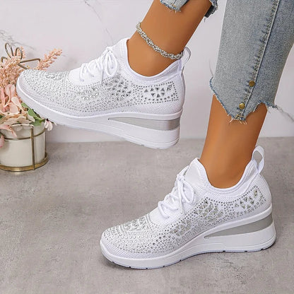 Assina | Sneakers met extra comfort en strassdetails