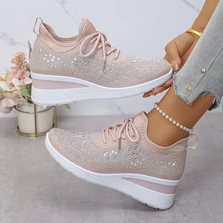 Assina | Sneakers met extra comfort en strassdetails